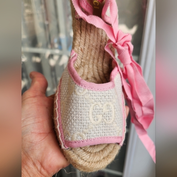 THE PERFECT ANKLE TIE ESPADRILLE Wedge SANDALS FOR THE SUMMER - Picture 10 of 13